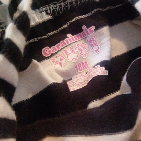 ⬇️ 5 Summer Pieces 2 Tops 3 Bottoms 18 Months - Picture 5 of 8